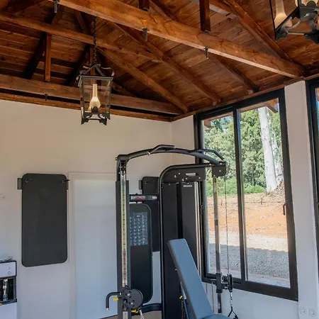 Corbella ホテル ポサーダス